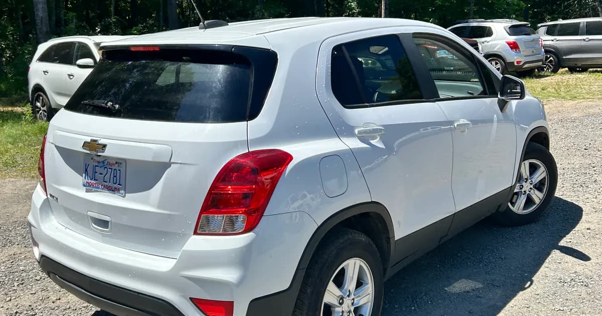 2020 Chevrolet Trax photo 2