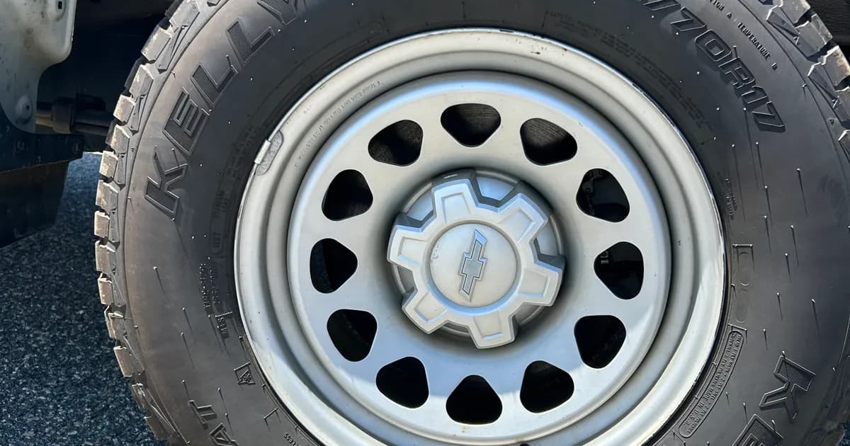 2021 Chevrolet Silverado 1500 photo 3