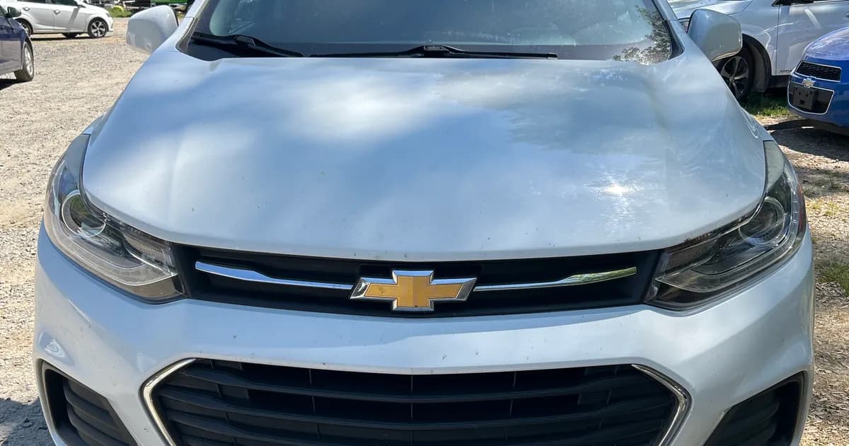 2018 Chevrolet Trax photo 2